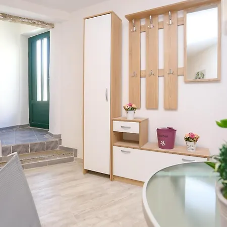 Lany Апартаменты