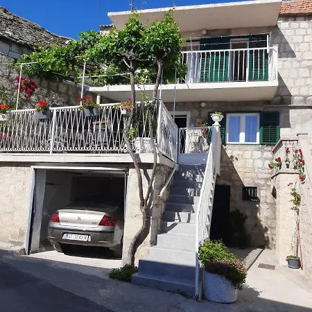 Lany Апартаменты Mravince