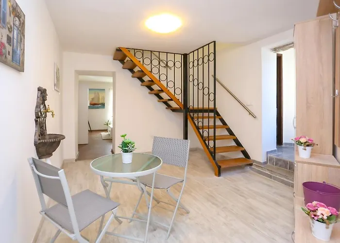 Lany Mravince