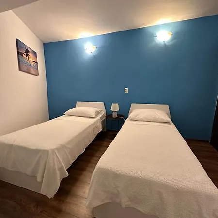 Appartement Lany Mravince